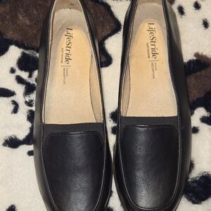 Life Stride Women's Black Loafers Sz 9